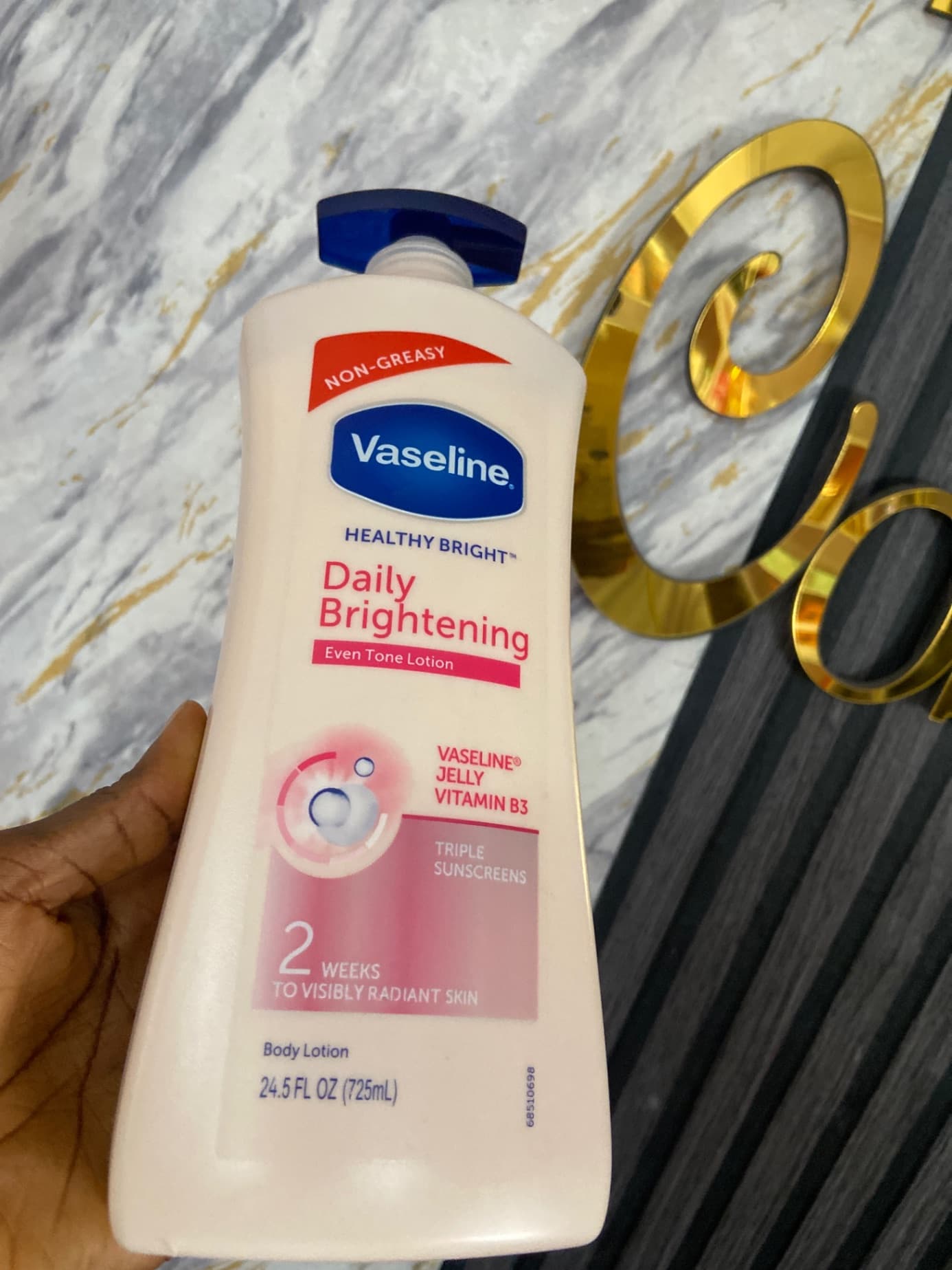 VASELINE DAILY BRIGHTENING LOTION