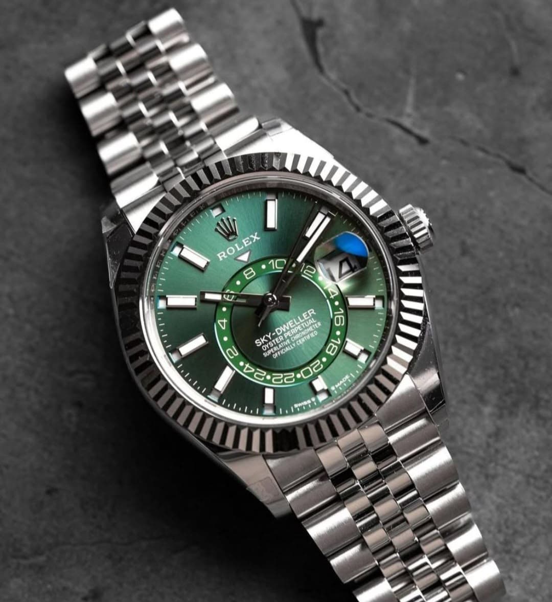 Rolex(Sky Dweller)